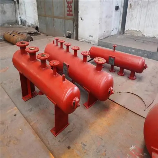 龙潭分集水器安装高度